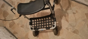 Rollator gut erhalten sehr robust