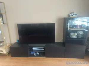 TV Wohnwand schwarz braun - Hochglanz Holz mir Vitrine