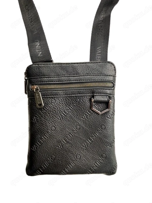 Valentino Umhängetasche Schwarz Logoprint (2010er) Top Zustand