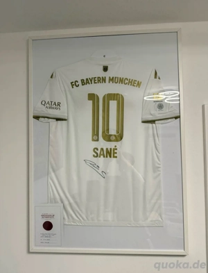 Signiertes Leroy Sané Trikot