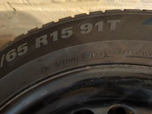 Winterreifen auf Stahlfelge