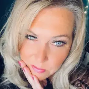 Live Cam AurelieNoir