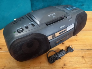 Sony CFD-909 CD Radio Cassette Vintage Boombox