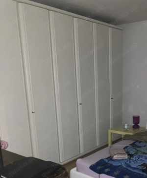 Vom Schreiner gebauter Kleiderschrank zu verkaufen