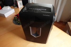 Aktenvernichter, Shredder, Sicherheitsstufe P4, Peach PS500-70