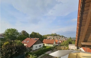 Großzügige DG-Wohnung mit schöner Aussicht