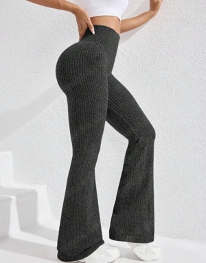 Legging Seamless Highwaist gerippt Rippen Schlaghose Bootcut Flare M 38 Highrise Wideleg NEU