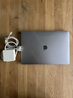 Apple MacBook Pro (16", 2019) 2.6 GHz 6-Core i7, 16 GB, 512GB SSD Bild 3