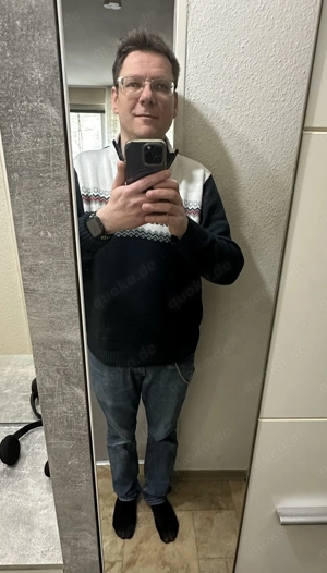 Bin Andreas aus Berlin Steglitz such eine Frau nur aus Berlin die sich gern Nylons Trägt. Bild 8