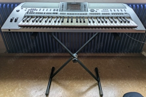 Yamaha PSR S900-Keyboard, sehr guter Zustand, mit Ständer