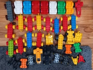 Lego Duplo 35 Fahrgestelle