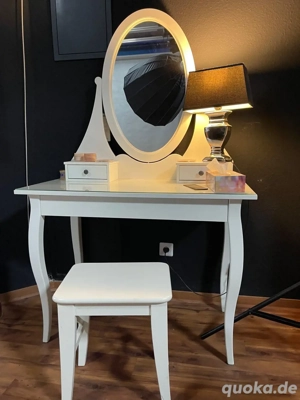IKEA Hemnes Schminktisch weiß mit Spiegel & Hocker