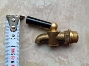 Kleiner 3 8" Wasserhahn aus Messing für Töpfe, Samowar etc. Bild 5