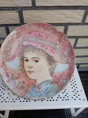 villeroy&Boch Claire Wandteller von Edna Hibel 9500