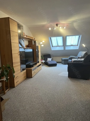 Attraktive 2-Zimmer Dachgeschoss Wohnung in Großenseebach