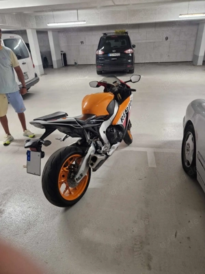 Motorrad Honda Repsol SC59 CBR 1000 RA 2015 Bild 3