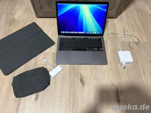 MacBook Pro 2020 Touchbar Top Zustand
