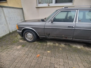Mercedes-Benz 123 3.0 T