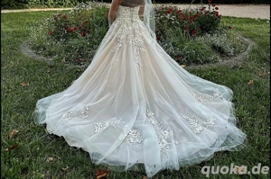 Brautkleid