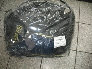 Hochwertige Winter Pferdedecke 2stck vorhanden