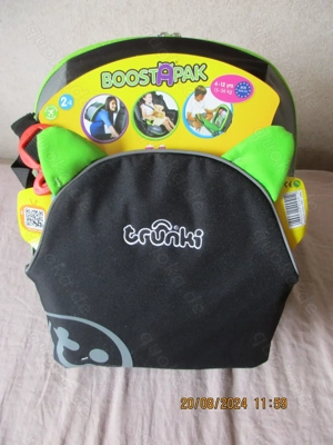 Kindersitzerhöhung im Rucksack