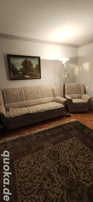 Polster Garnitur : Couch mit Schlaffunktion + Bequemer Sessel