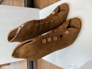 6000 Paar neue Schuhe im Großhandel   Top Preis 6     Paar 