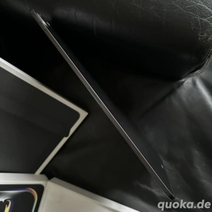 iPad Pro (13 M4) 1 TB Wi-Fi Cellular A2926 Nanotexturglas+iPad Pro Smart Folio Bild 2