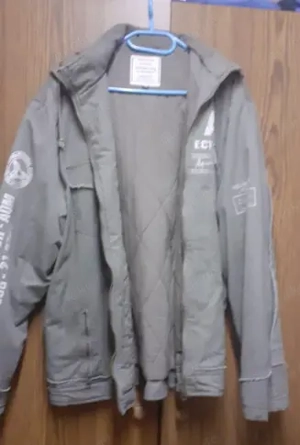 Herren-Jacken XL-XXL - Den Preis von 1,-- muss man angeben damit die Anzeige veröffentlicht wird. Bild 4