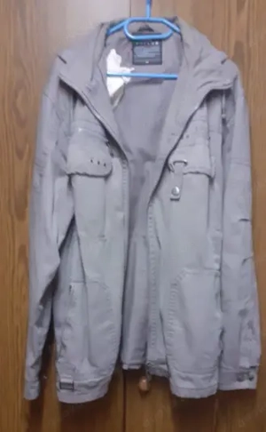 Herren-Jacken XL-XXL - Den Preis von 1,-- muss man angeben damit die Anzeige veröffentlicht wird. Bild 3