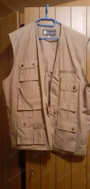 Herren-Westen XL-XXL - Den Preis von 1,-- muss man angeben damit die Anzeige veröffentlicht wird. Bild 3