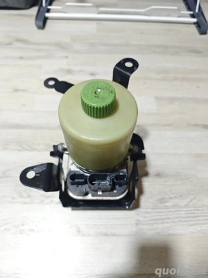 VW Polo Servopumpe Baujahr 2001 bis 2004.