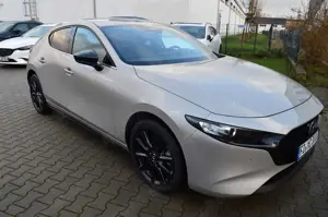 Mazda 3 2.5L e-SKYACTIV G 140ps 6MT FWD Homura Bild 3