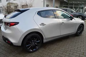 Mazda 3 2.5L e-SKYACTIV G 140ps 6MT FWD Homura Bild 5