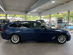BMW 520 520d Touring AHK+DAP+HuD+Park Assist+Dakota+HaKa