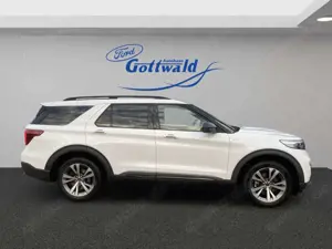 Ford Explorer Plug-in-Hybrid 4x4 ST-Line 3.0 EcoBoost 7Sitzer Pa Bild 2