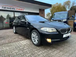 BMW 525 d xDrive Touring Steptronic*Vollleder*Navi