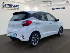 Hyundai i10 MJ25 1.2 Trend Navi/SHZ/Kamera/GRA/App/Klima Bild 3