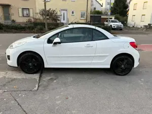 Peugeot 207 207 CC 1.6 /Premium/Klimaauto/Alu/NSW Bild 3