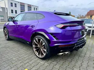 Lamborghini Urus S"Viola Mithras-Nero Ade Acrapovich Bild 5
