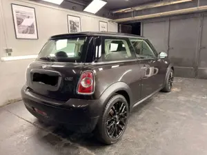 MINI One MINI One iced chocolate metallic Bild 3