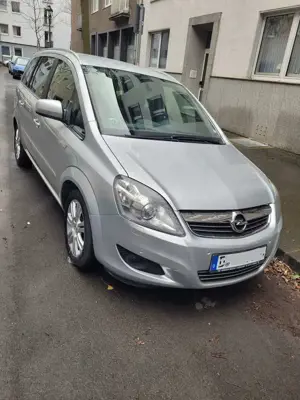 Opel Zafira Family Plus