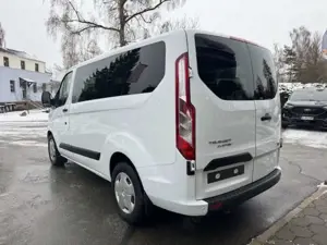 Ford Transit Custom 340 L1 9-Sitze - ZAHNRIEMEN NEU Navi. DAB Klima Bild 5