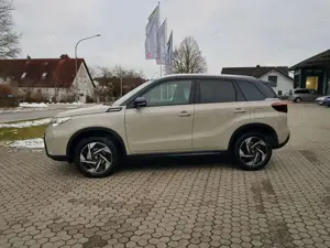 Suzuki Vitara 1.4 DITC HYBRID Comfort+! ALLRAD+AUTOMATIK+ACC+SHZ Bild 2