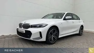 BMW 330 e A Lim M Sport,AHK,DAPro.HuD,SD,el.Sitze