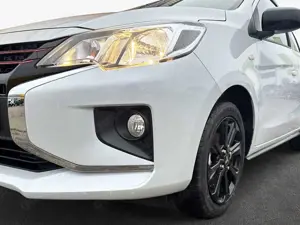 Mitsubishi Space Star ASG 1.2 Select+ Black Bild 4