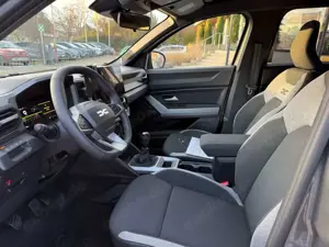 Dacia Bigster TCe 140 Journey Navi Digitales Cockpit LED ACC El. Bild 4
