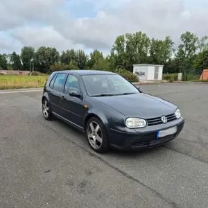 Volkswagen Golf 2.0