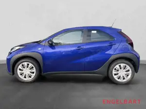 Toyota Aygo X 1.0 Business Edition Sitzheizung Bild 2