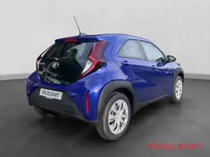 Toyota Aygo X 1.0 Business Edition Sitzheizung Bild 4